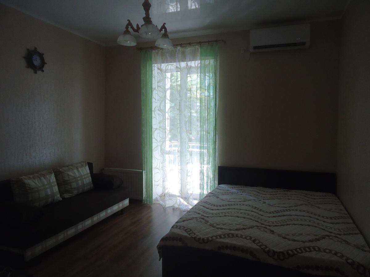 Bunin-Apart Appartamento Odessa Esterno foto
